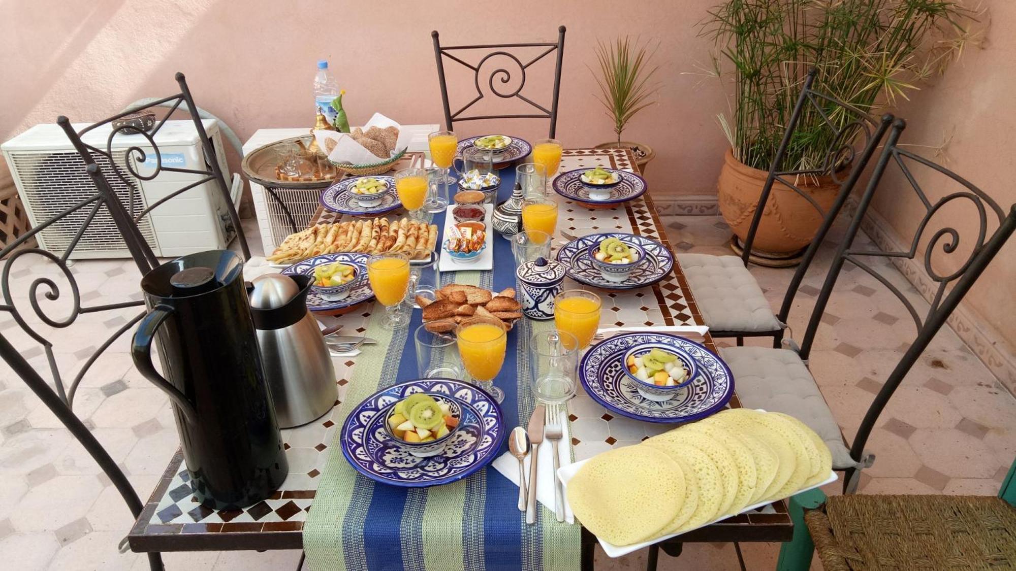 Riad Majdoulina Chez Jiji มาร์ราเกช ภายนอก รูปภาพ