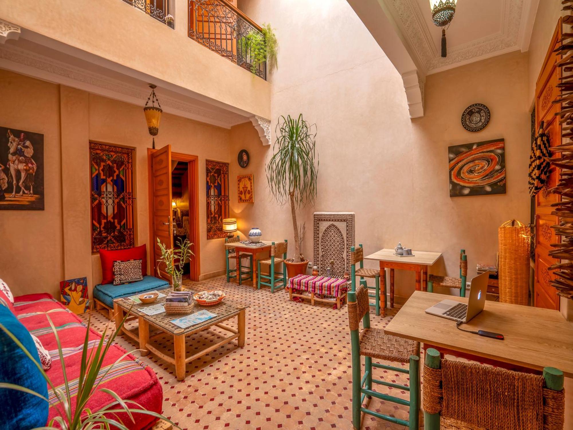 Riad Majdoulina Chez Jiji มาร์ราเกช ภายนอก รูปภาพ