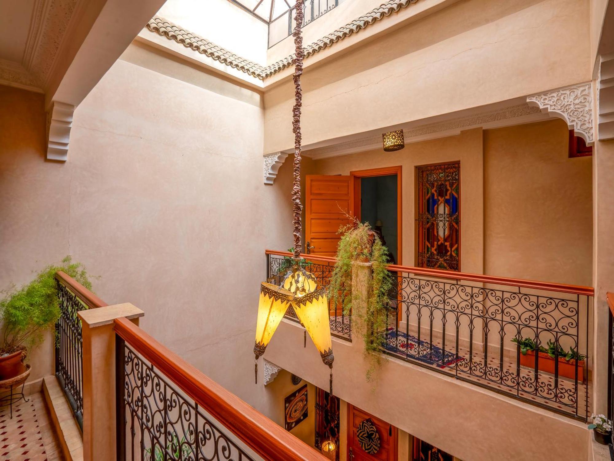 Riad Majdoulina Chez Jiji มาร์ราเกช ภายนอก รูปภาพ