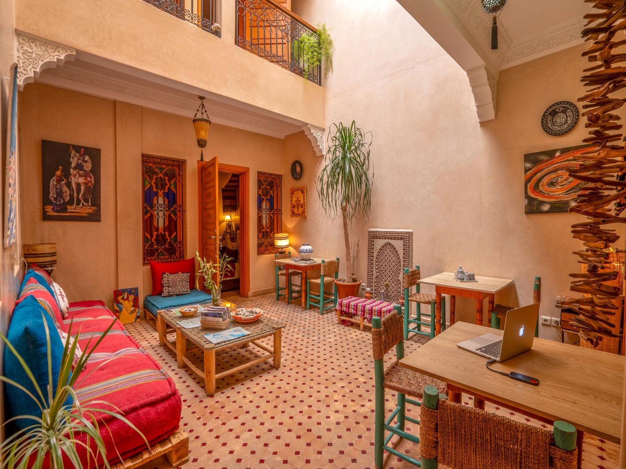 Riad Majdoulina Chez Jiji มาร์ราเกช ภายนอก รูปภาพ